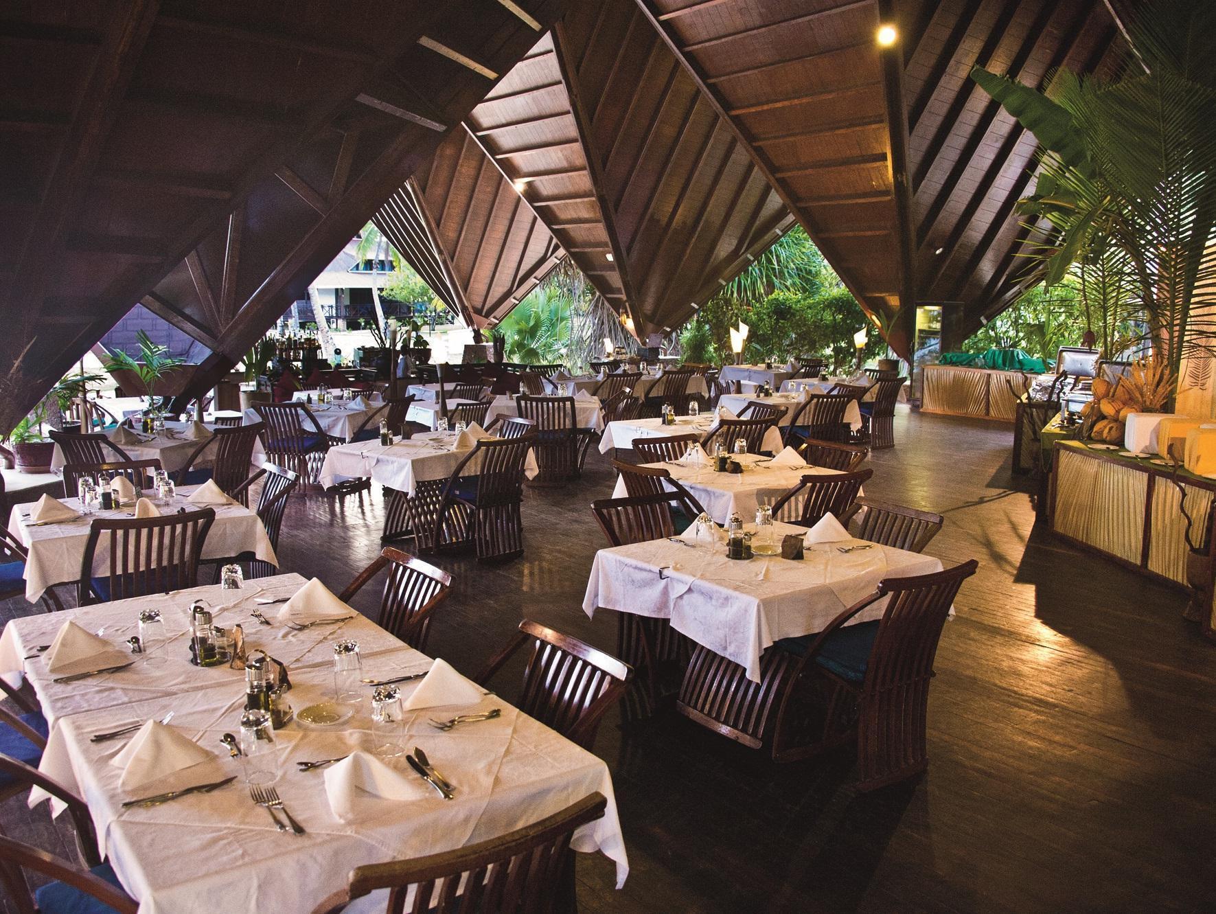 New Emerald Cove Hotel Baie Sainte Anne Ngoại thất bức ảnh